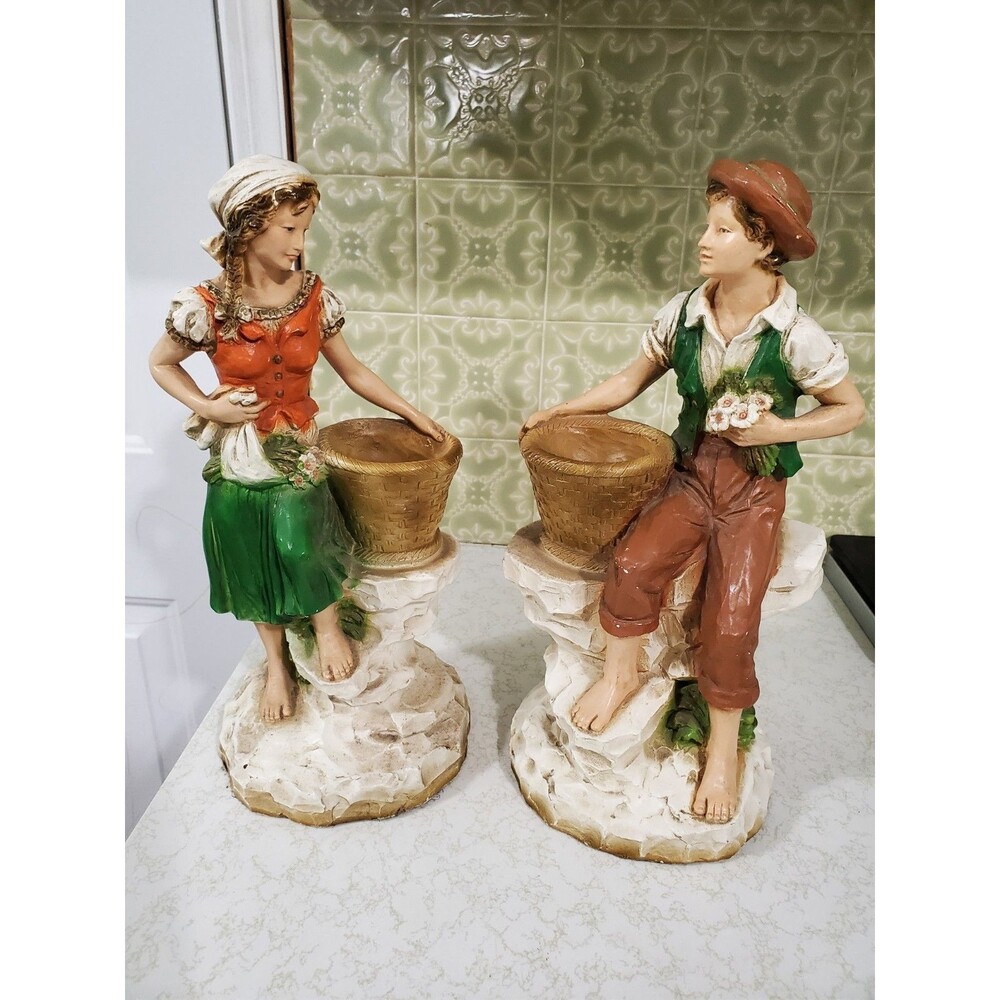 Ex Cond VTG German Couple Statues Universal Statuary Co. Chicago 70s
